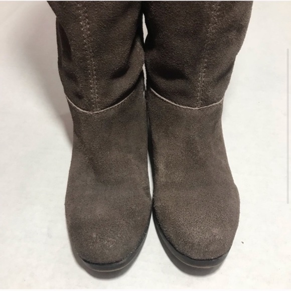 Nine West Vintage America Taupe Suede Leather Knee High Boots Low Heel 5M - Picture 2 of 5
